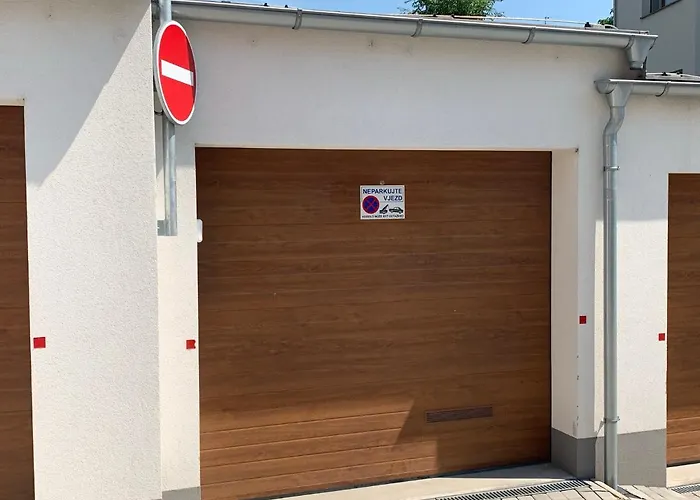 Appartement Kelleruv Mlyn - S Vlastni Garazi, Centrum
